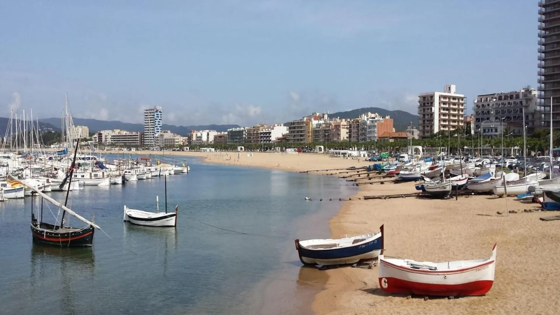 Vakantiehuis Family & Friends Getaway In Palamos Villa